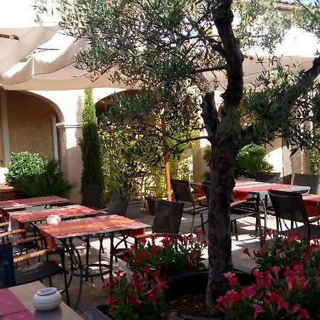 Otel Le Fabian Des 3*